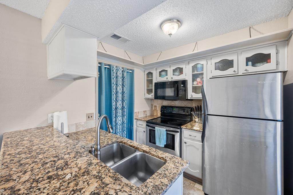 1420 Meadowood Village Drive - Photo 1