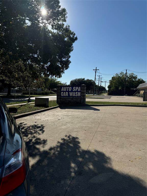 3025 Arapaho Road - Photo 1