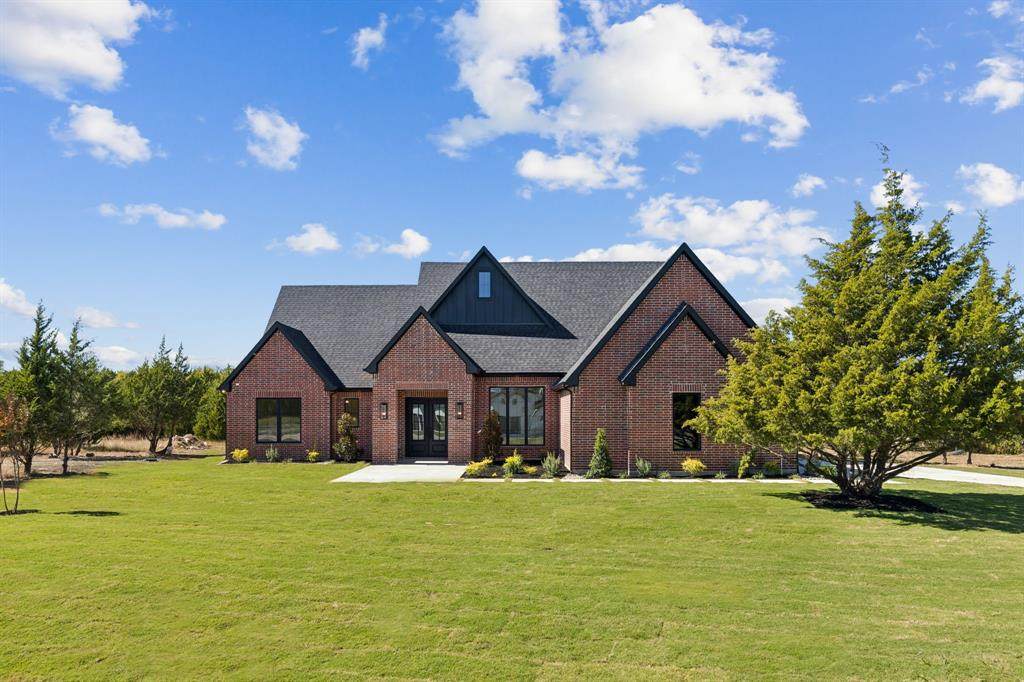 3031 Stonebriar - Photo 1