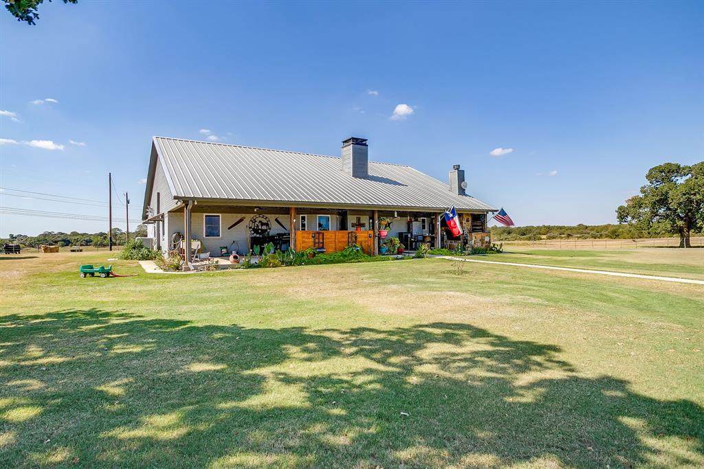 207 Trails End - Photo 1