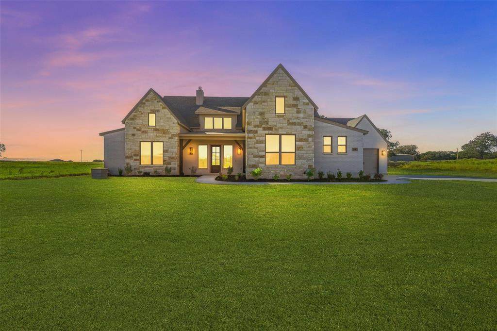 231 Sweetgrass Drive - Photo 1