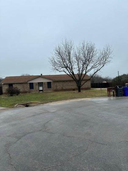 409 Skyline Circle - Photo 1