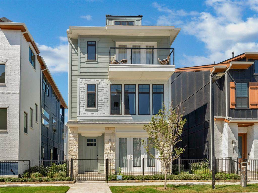 602 Winners Circle - Photo 1