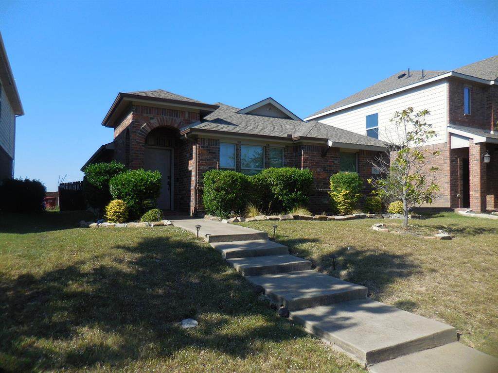 1521 Applegate Way - Photo 1