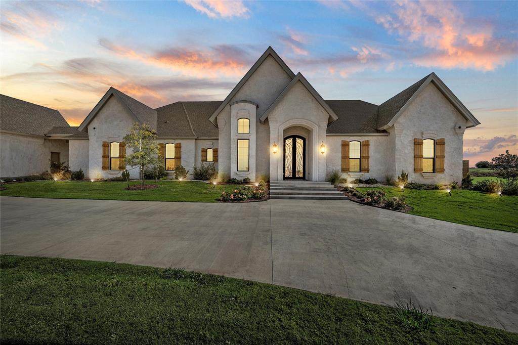 144 Yellow Rose Street - Photo 1