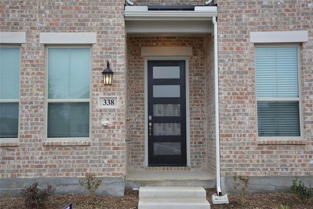 338 Almanor Street - Photo 1