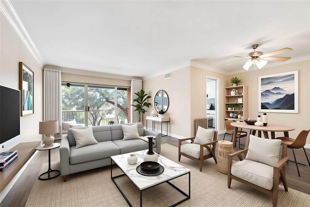 520 Avenue J - Photo 1