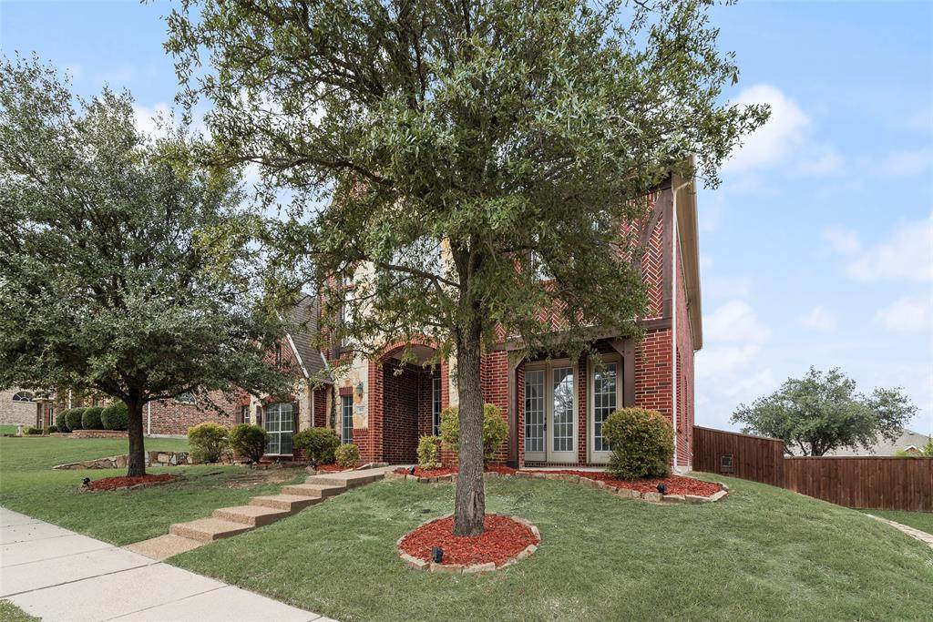 413 Kearsarge Street - Photo 1