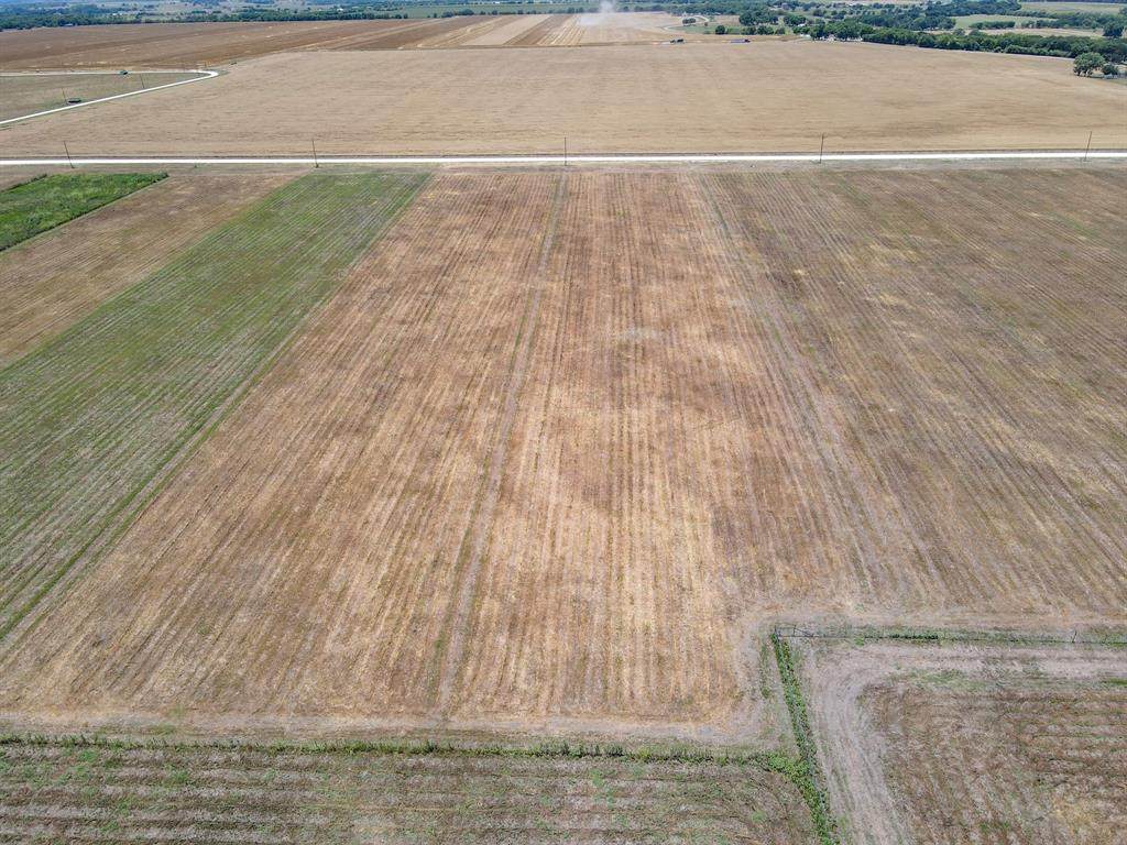 9133 County Road 101A - Photo 1