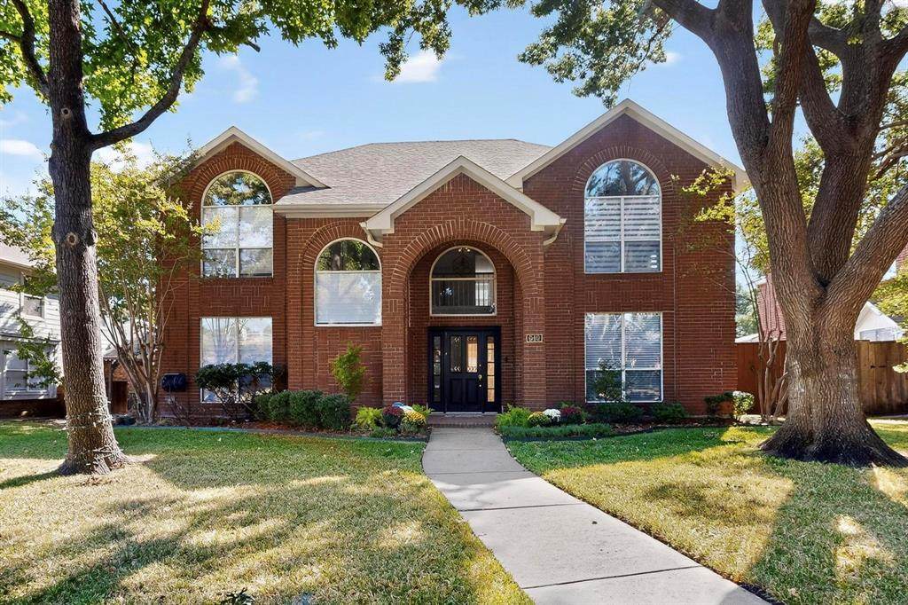 640 Forest Bend Drive - Photo 1