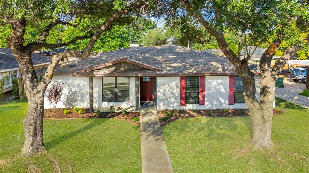 1713 Sam Houston Drive - Photo 1