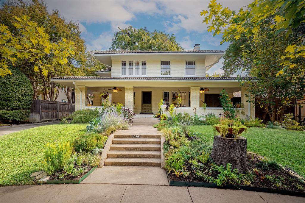 2417 5th Avenue - Photo 1