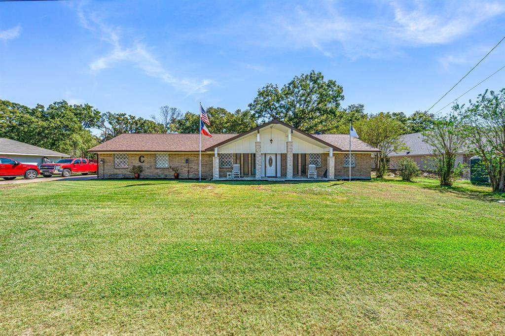 1075 Oak Ridge Drive - Photo 1