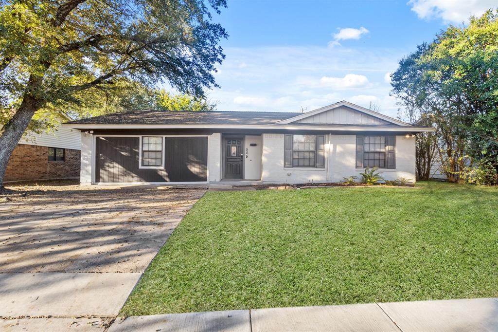 505 Southlake Drive - Photo 1