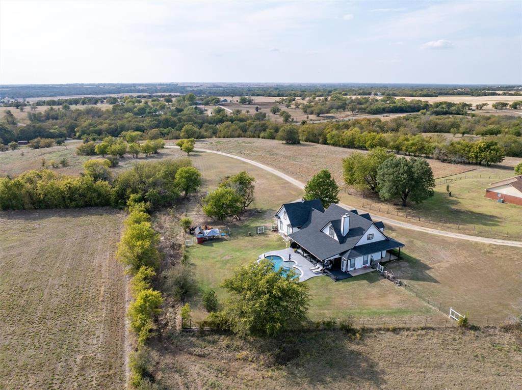 12142 Fm 2450 - Photo 1