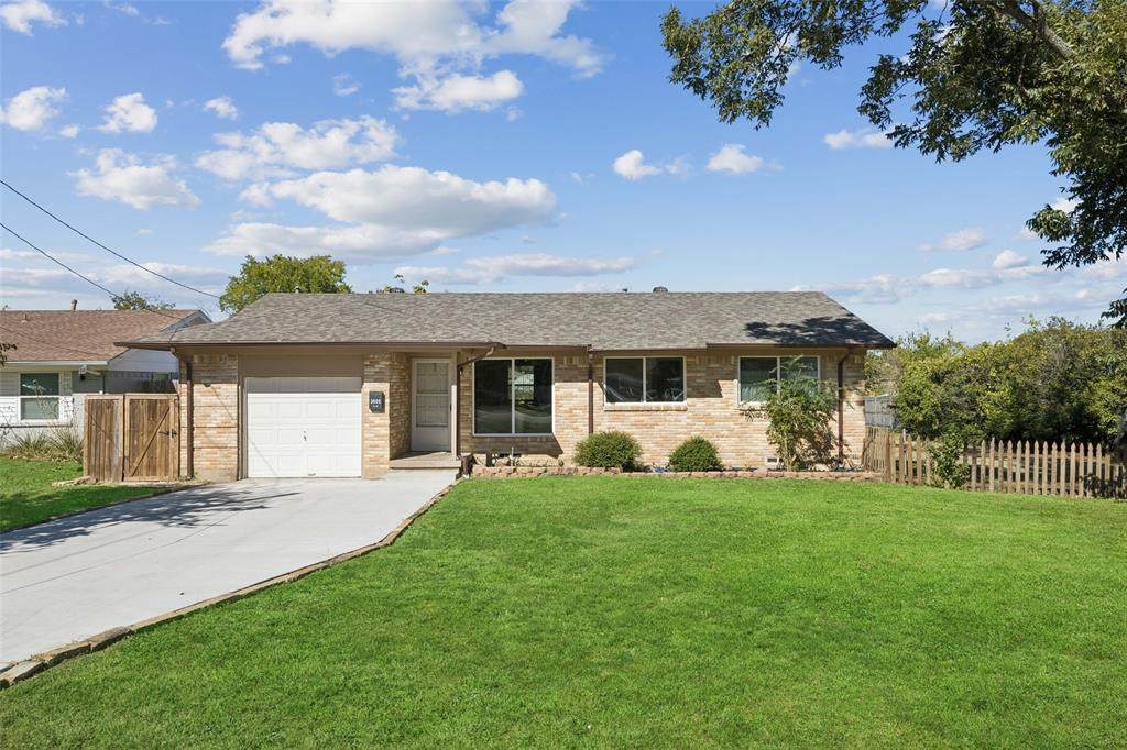 2605 Mcdearmon Street - Photo 1