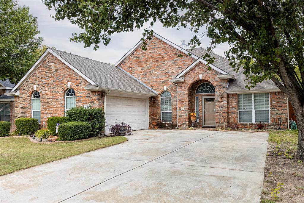 442 Sonoma Drive - Photo 1