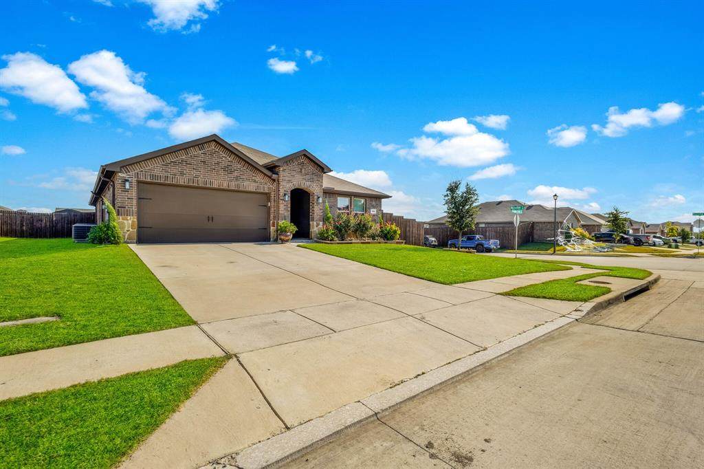 739 Meadow Creek Lane - Photo 1