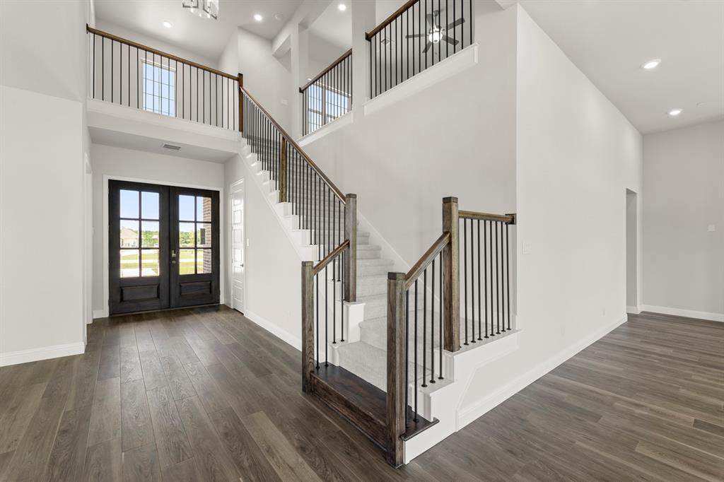 403 Spoonbill Road - Photo 1