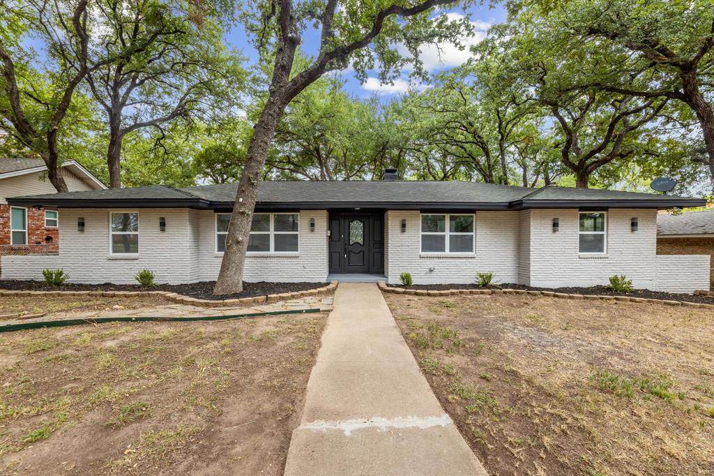 810 Sharpshire Street - Photo 1