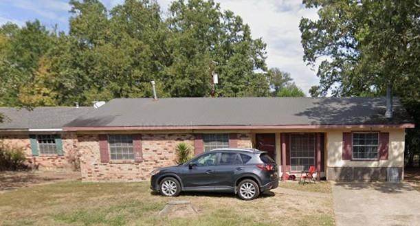 717 Damaka Drive - Photo 1