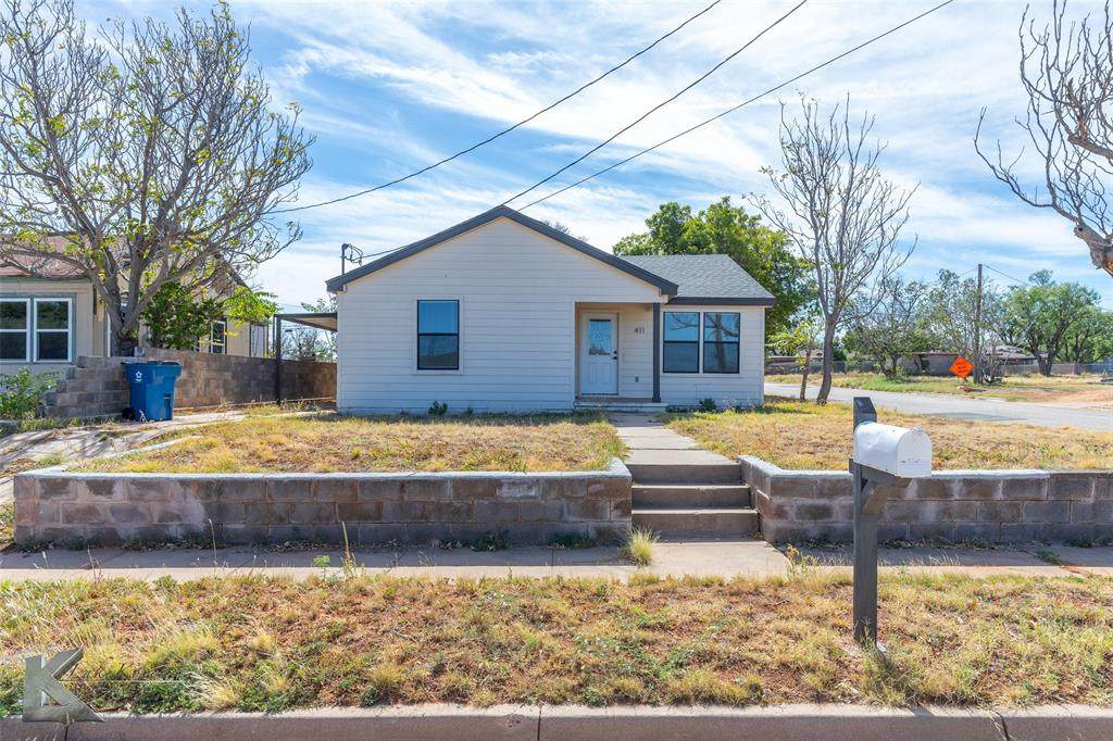 411 New Mexico Avenue - Photo 1