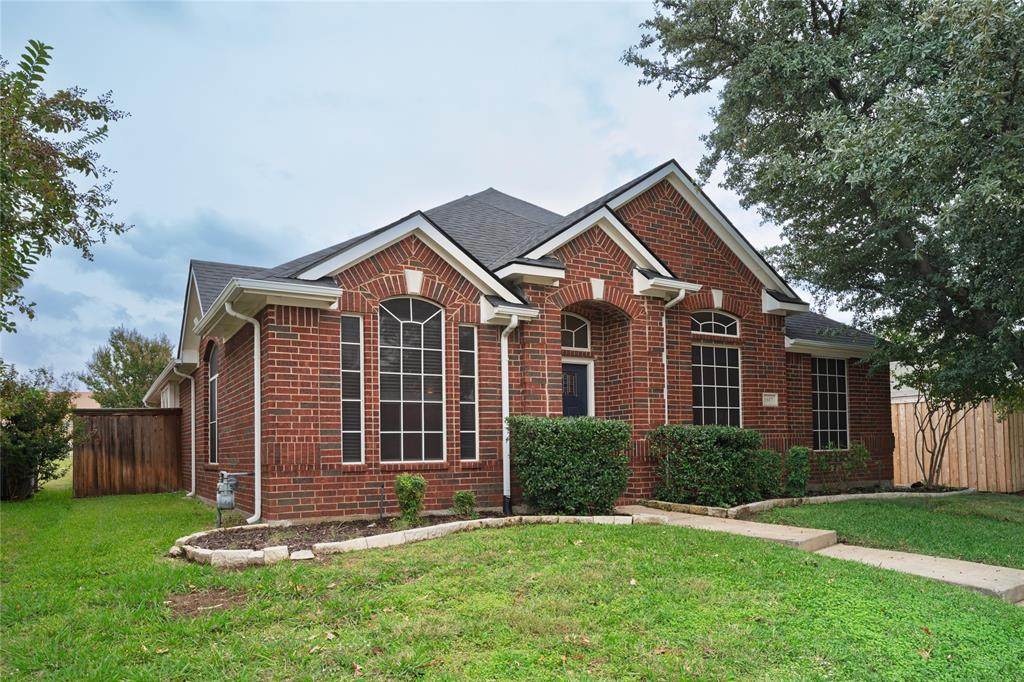 1617 Nightingale Drive - Photo 1