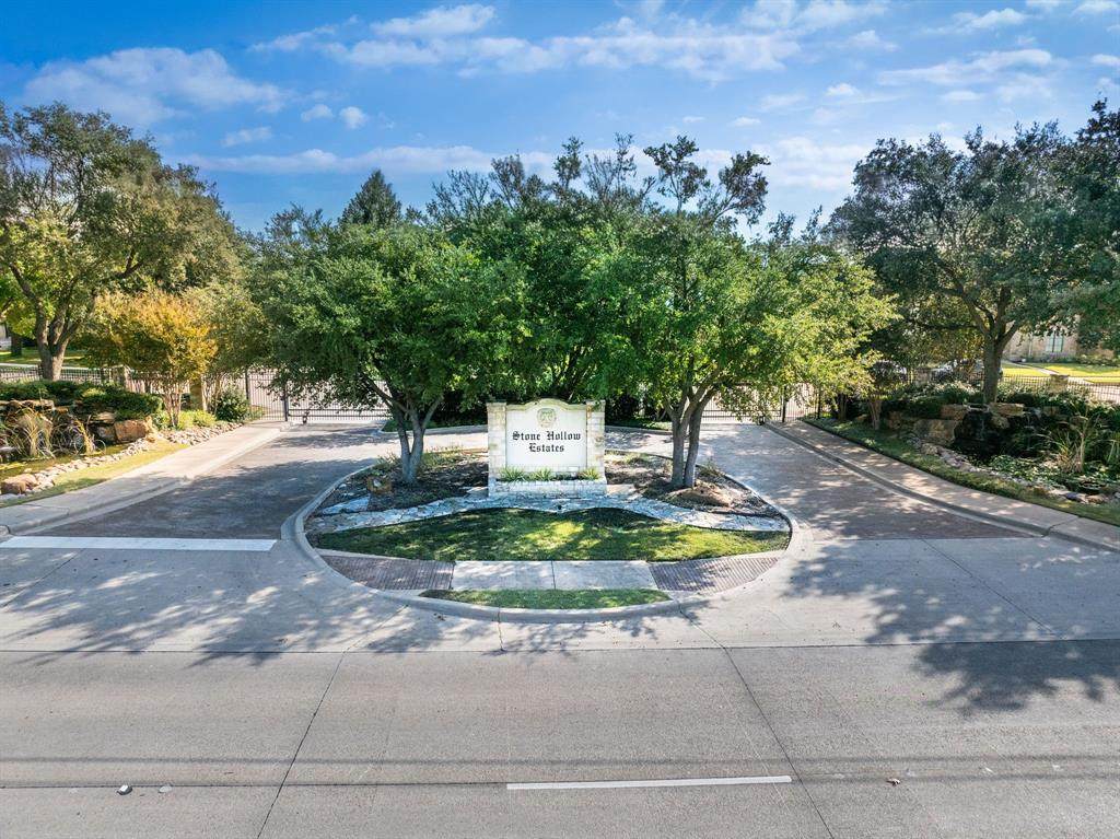 2106 Stone Hollow Drive - Photo 1