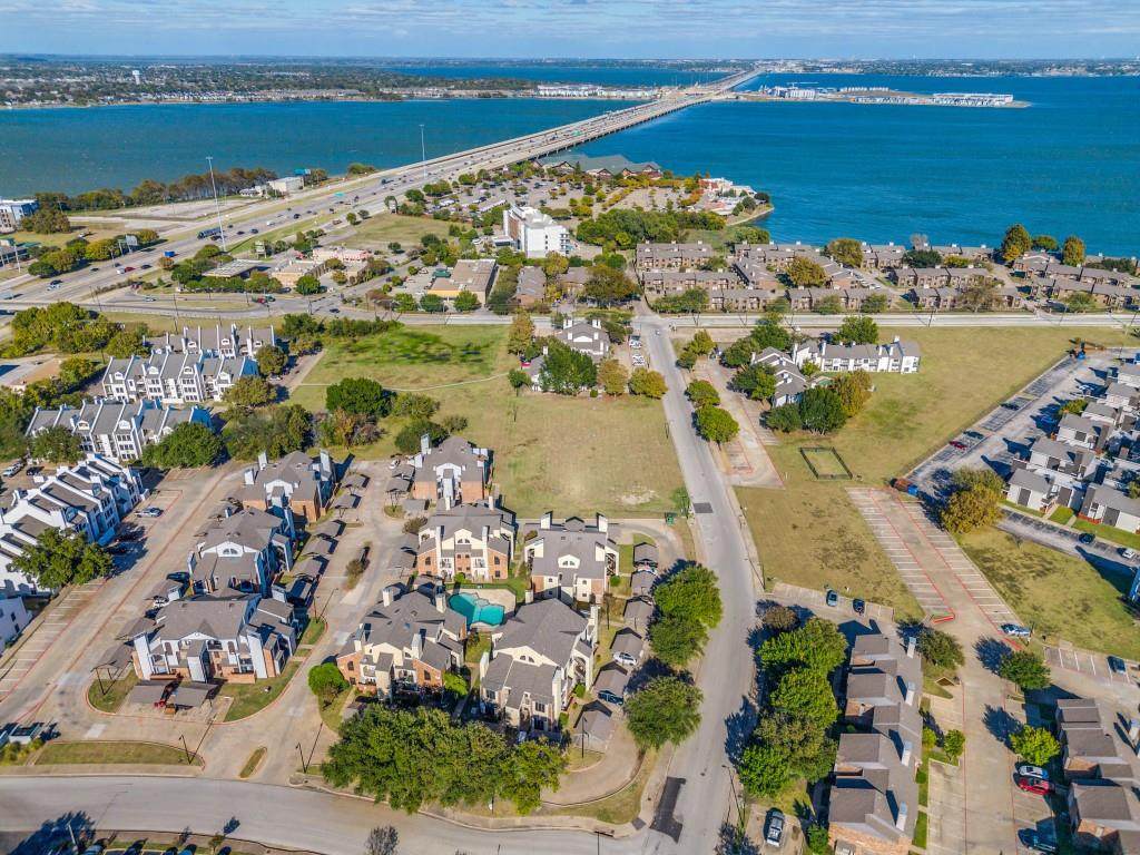 4434 Point Boulevard - Photo 1