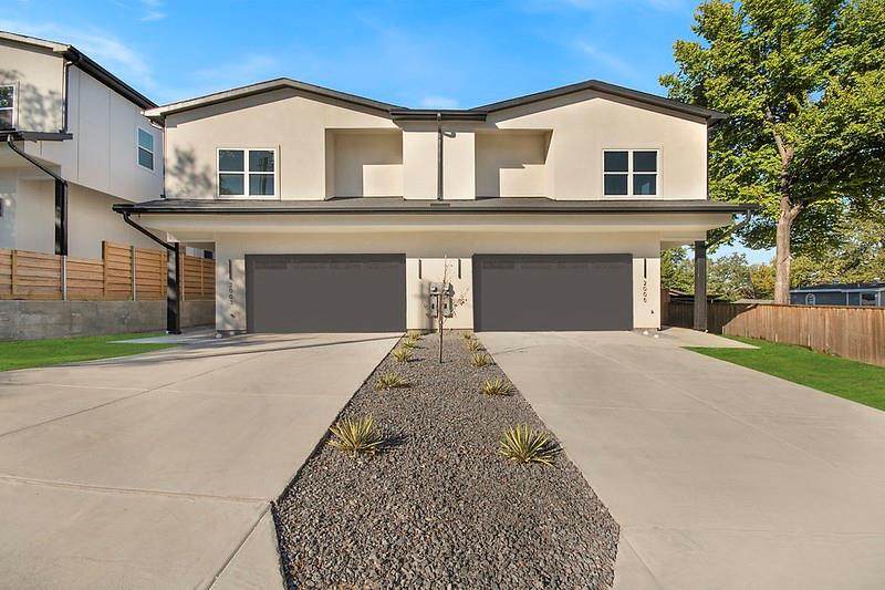 2003 Hearne Avenue - Photo 1