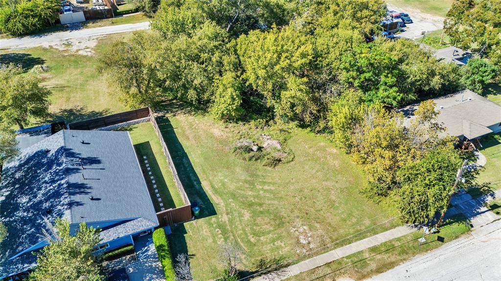 645 Hardy Street - Photo 1