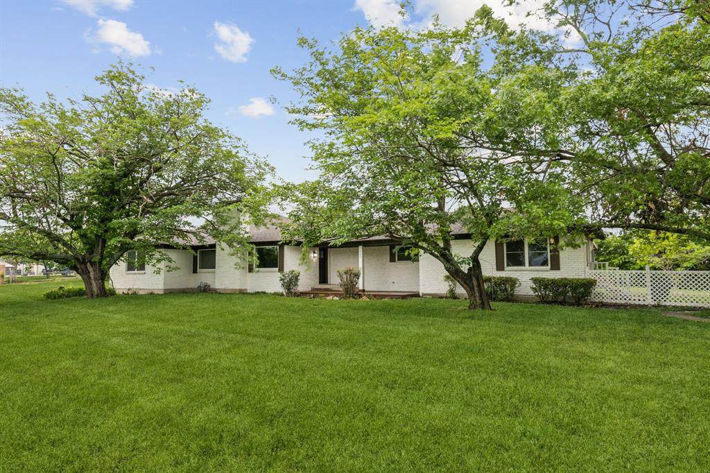 740 Davis Drive - Photo 1