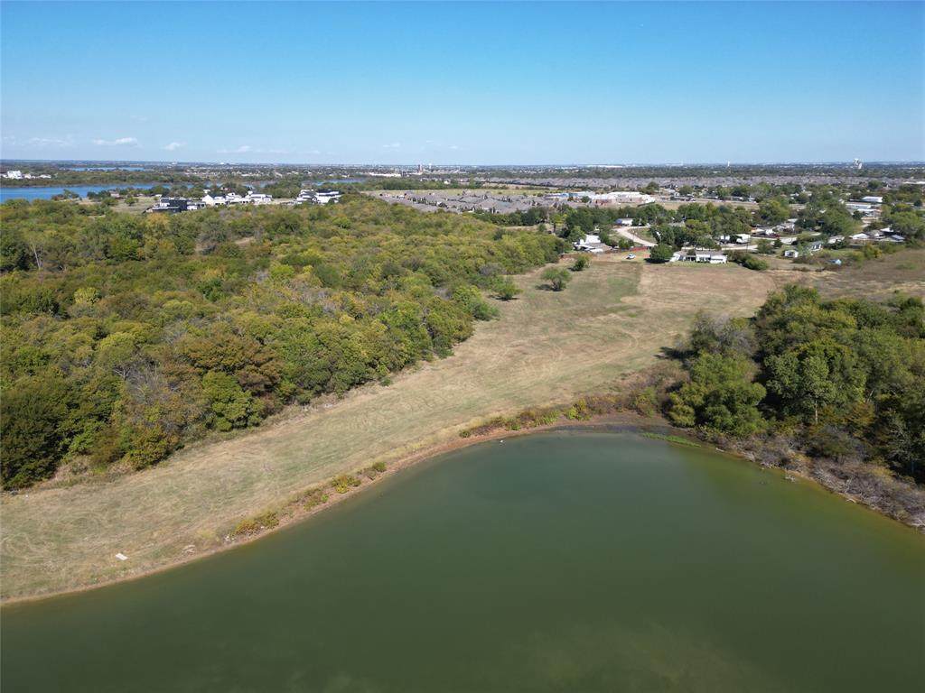 7664 Snug Harbor Circle - Photo 1