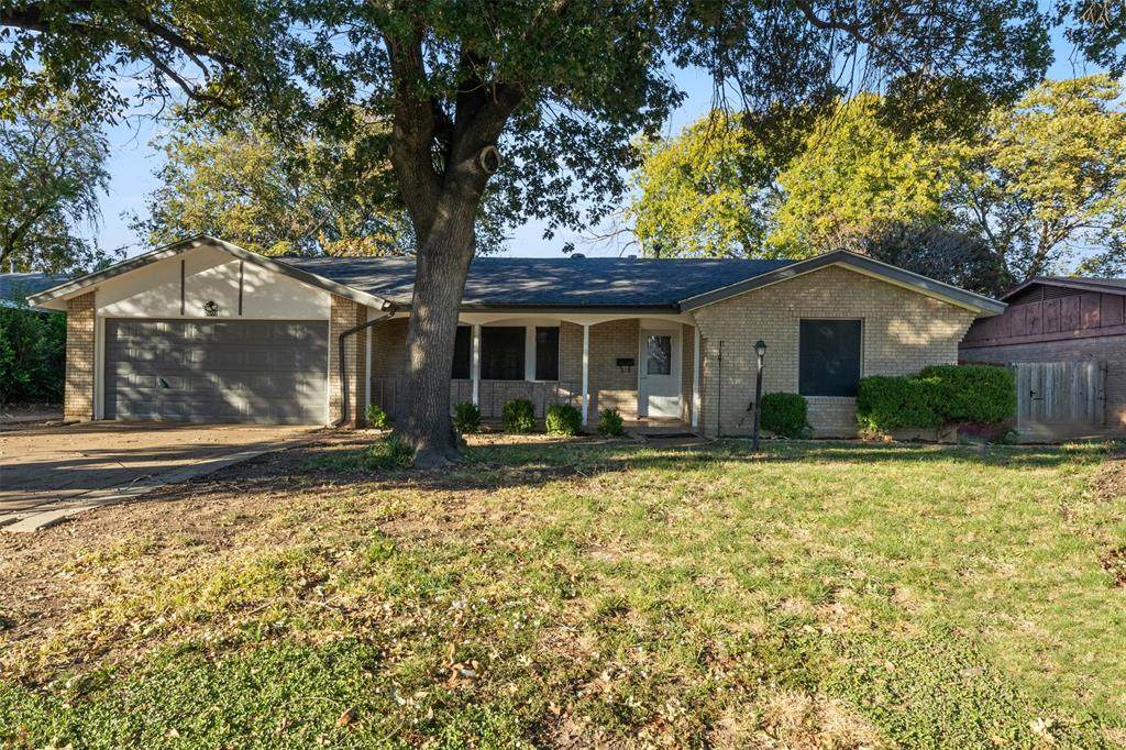 2007 Park Row Drive - Photo 1