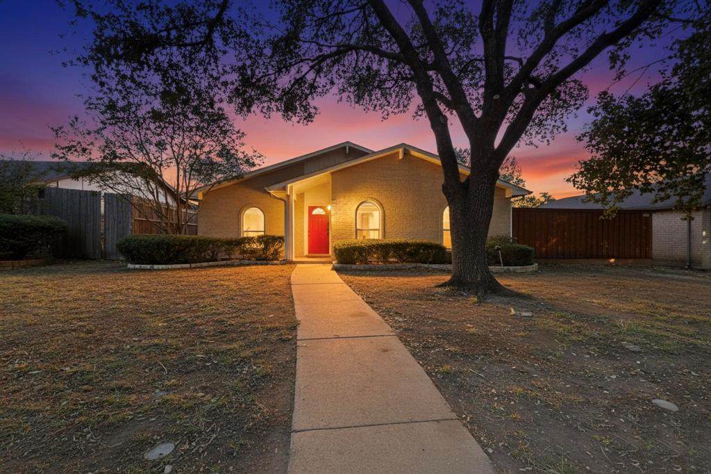 913 Overdowns Drive - Photo 1