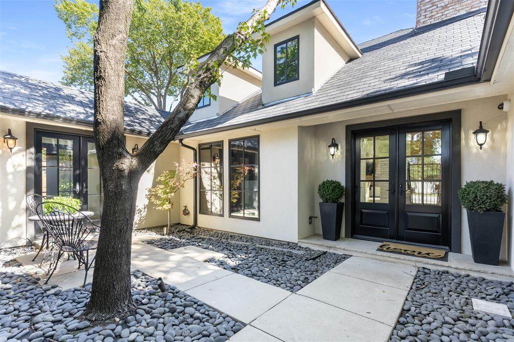 3922 Inwood Road - Photo 1