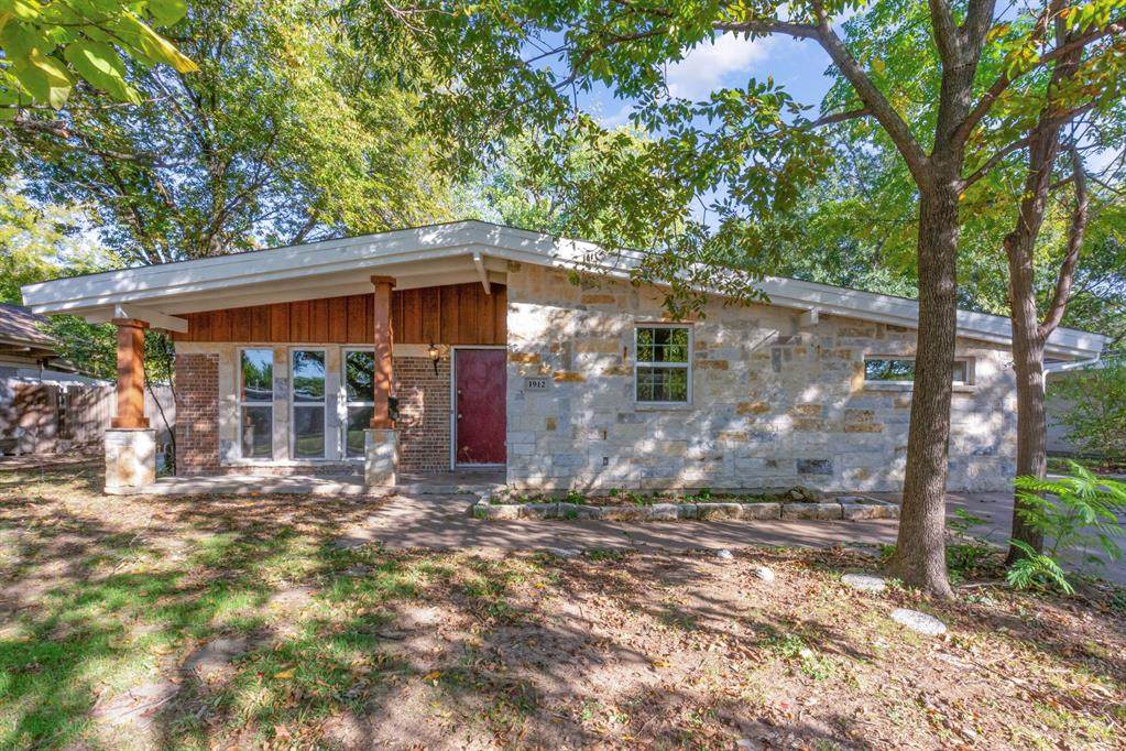 1912 Harvard Street - Photo 1