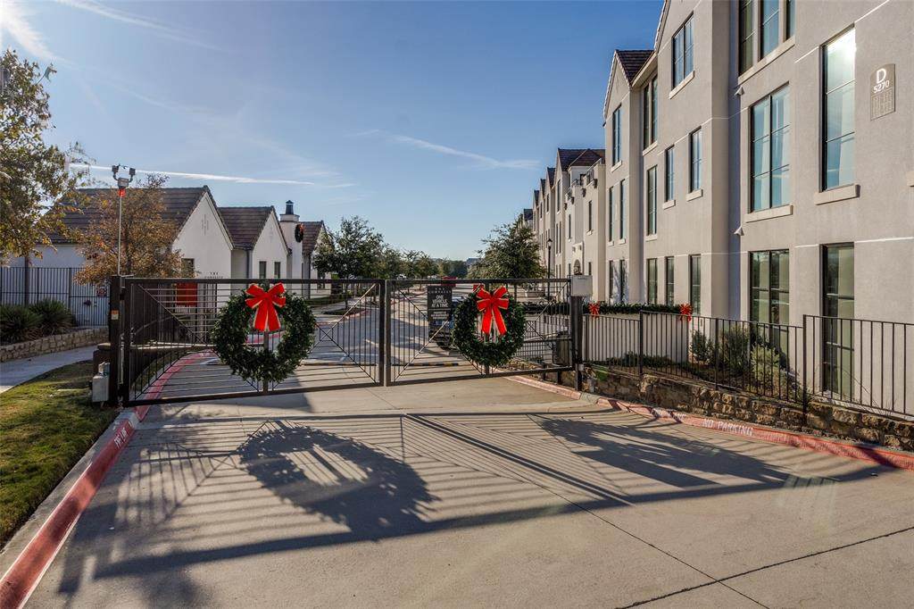 5270 Town And Country Boulevard - Photo 1