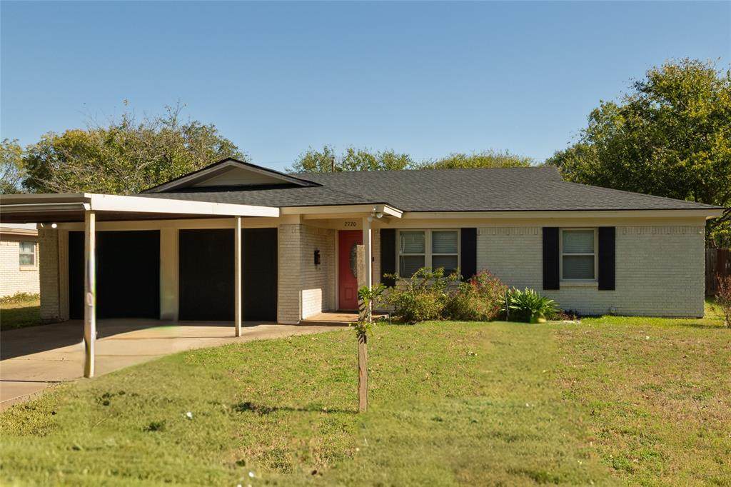2720 Cedar Park Boulevard - Photo 1