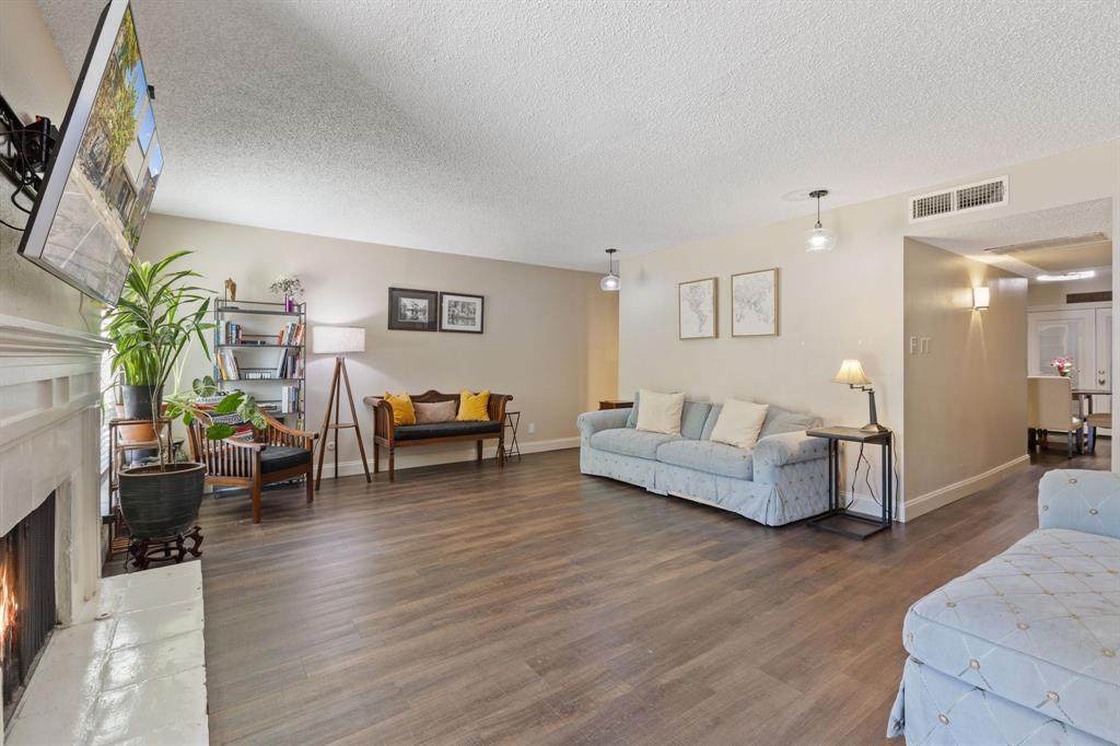 15912 Archwood Lane - Photo 1