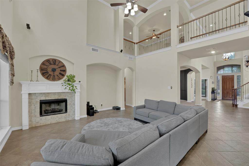 621 Maize Road - Photo 1