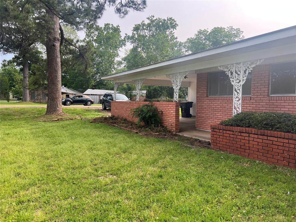 1601 Donald Drive - Photo 1