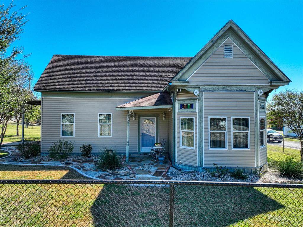 2620 State Highway 7 - Photo 1