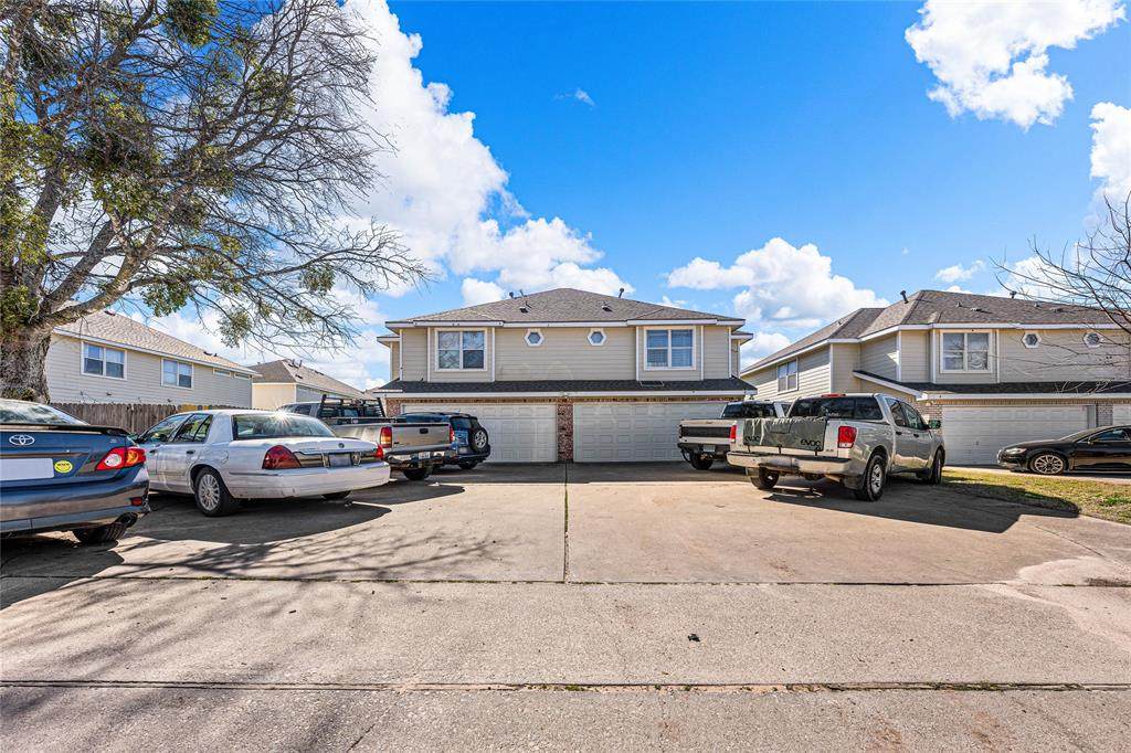 2537 3rd Street - Photo 1