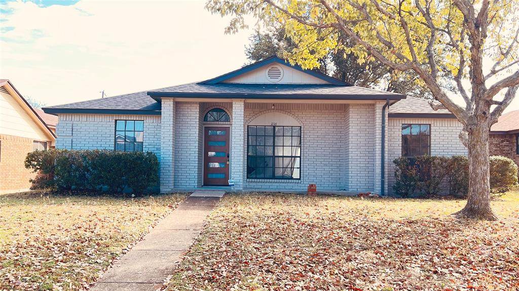 1116 Cresthaven Drive - Photo 1