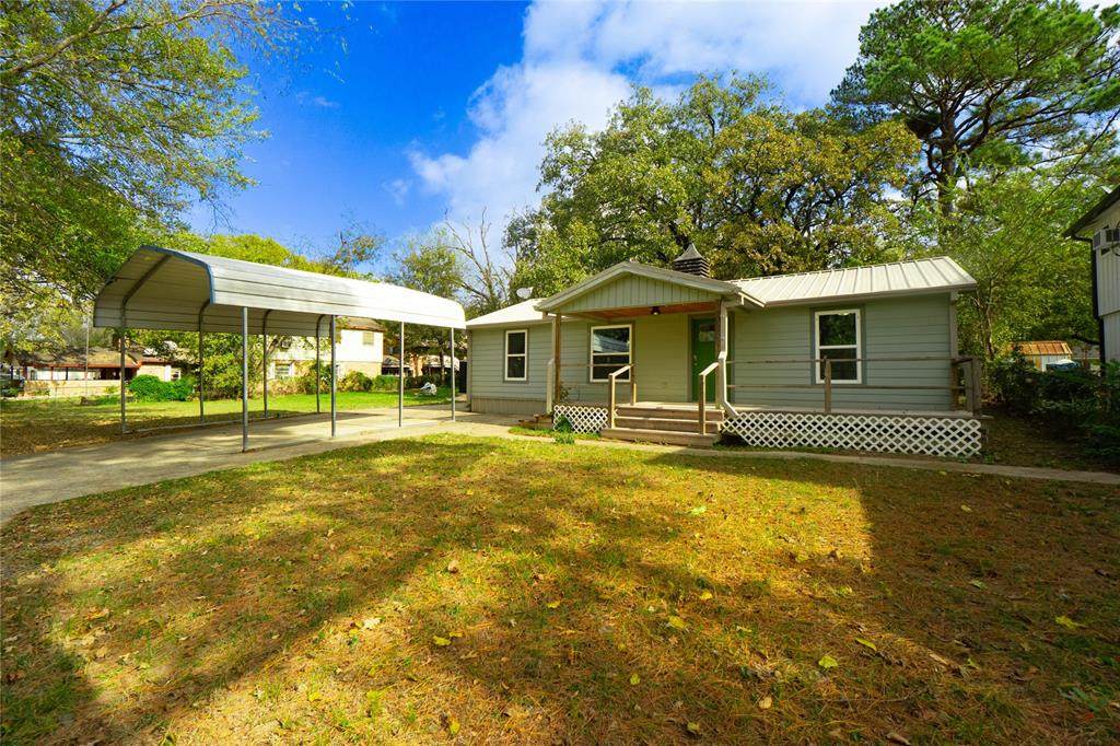 10015 Shoreline Drive - Photo 1