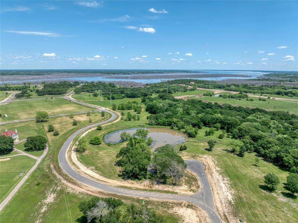 210 Waters Edge Way - Photo 1