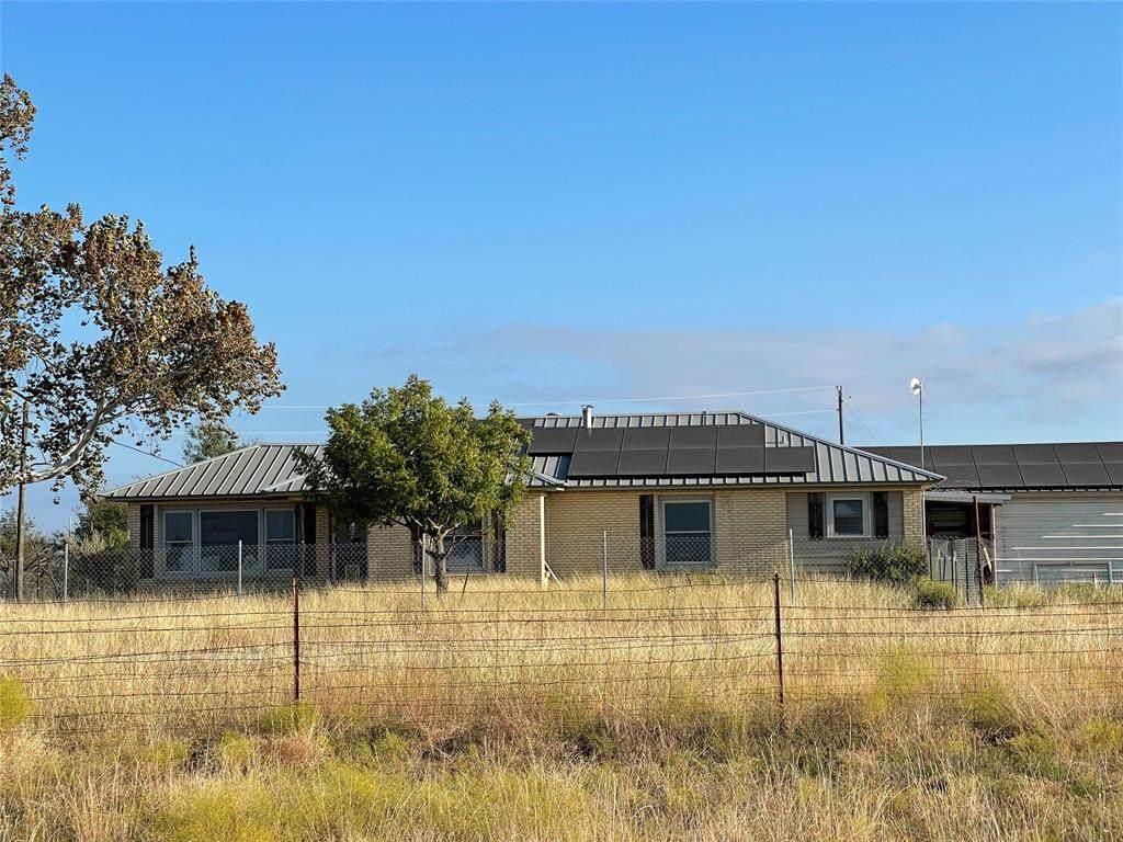 565 Fm 1241 - Photo 1