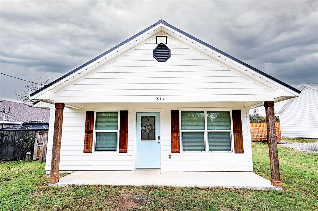 214 Clay Street - Photo 1