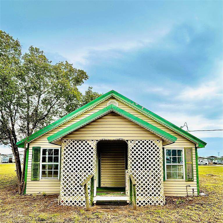 510 Washington - Photo 1